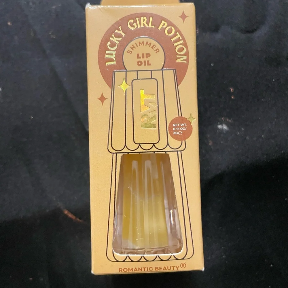 L'Oreal Pure Sugar Scrub and Lipstick Set